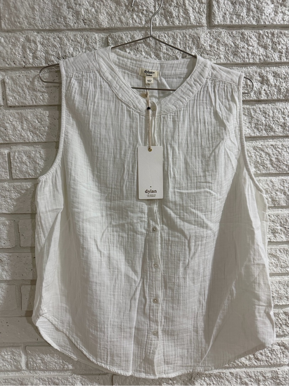 dylan White Sleeveless Button-Front Gauze Cotton Camisole